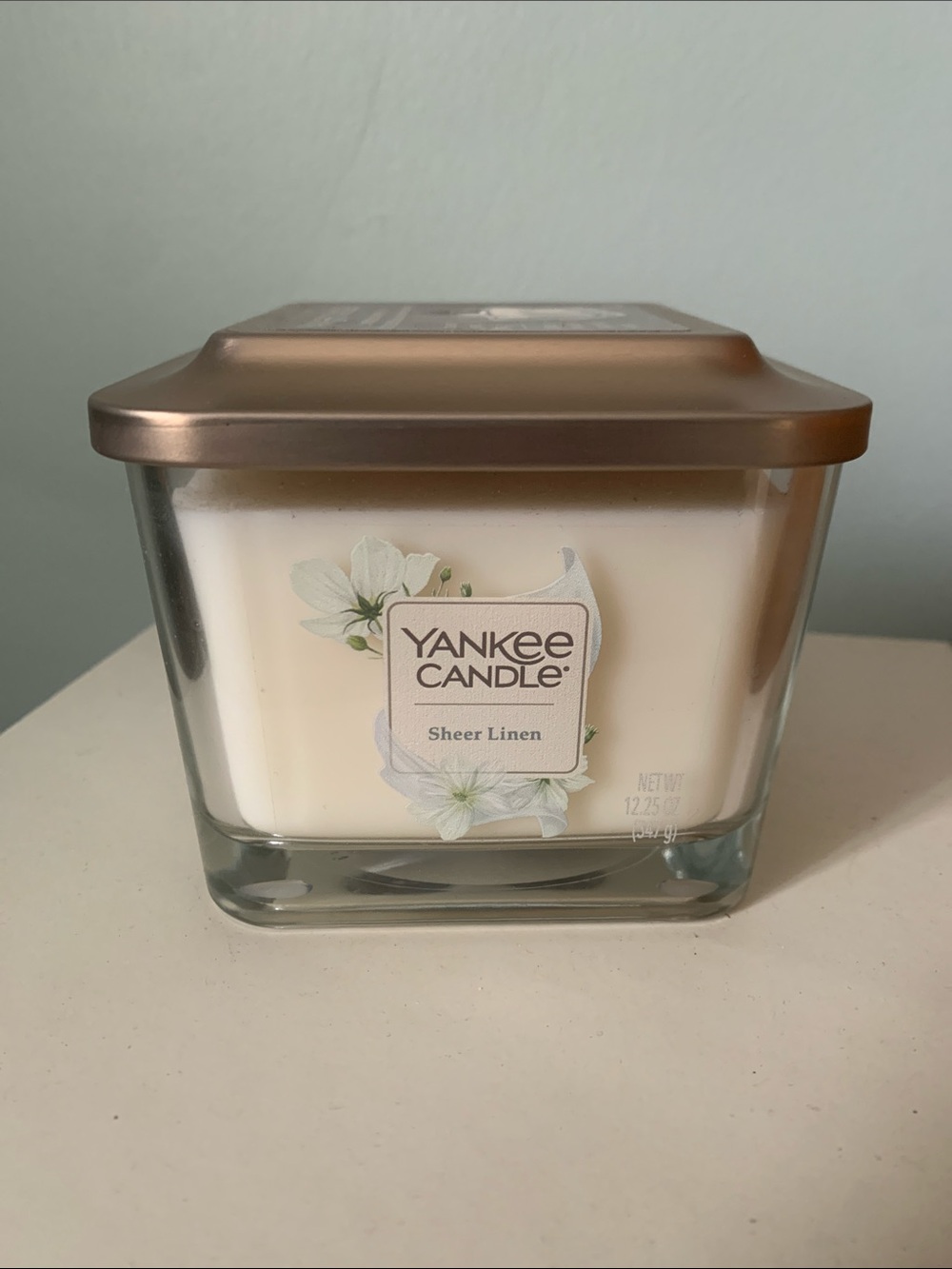 Yankee Candle Sheer Linen 3-Wick Square Jar - White with Rose Gold Lid